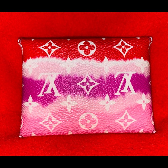 Authentic Louis Vuitton Kirigami pouch/card holder - Picture 2 of 5